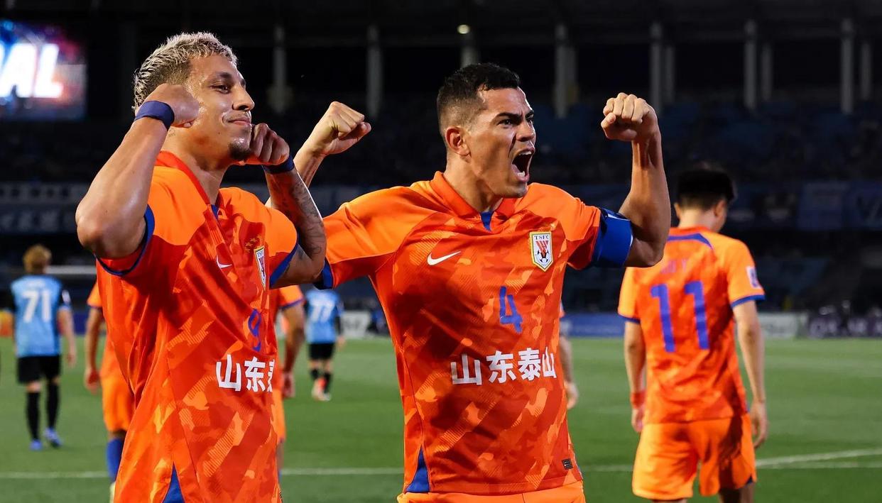 包含转会期体能课后,山东男篮防线松动备战法国杯,信心回归,年轻球员得到机会的词条 包含转会期体能课后,山东男篮防线松动备战法国杯,信心回归,年轻球员得到机会的词条